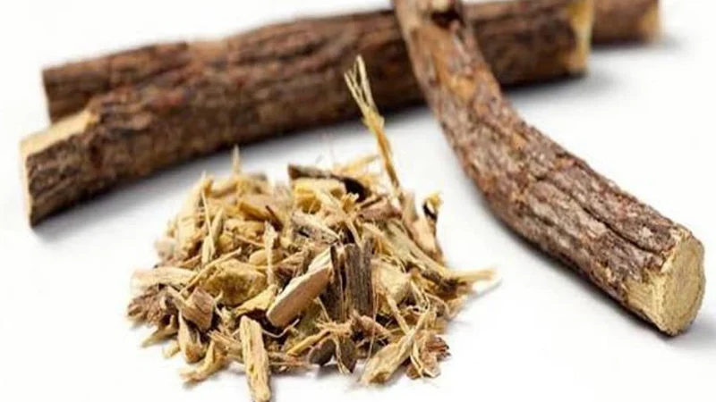 যষ্টিমধু খাওয়ার উপকারিতা ও অপকারিতা